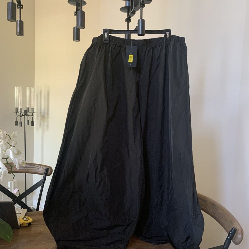 NWT Bryn Walker Black Olin Memory Crunch Pant Size XL MSRP$170 - Picture 6 of 9